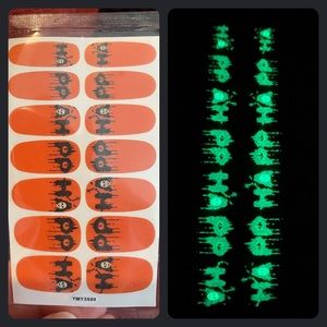 🆕 Nail Wraps/Stickers Halloween 🎃 👻-Glow in the Dark